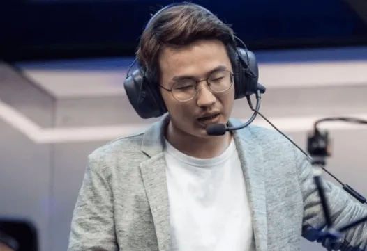 开云体育入口-寒夜心目中历史前三打野：暖阳、花海，还有个得再想想