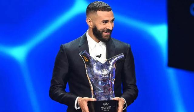 开云app-欧足联颁奖：本泽马获欧洲足球先生 安帅最佳主帅