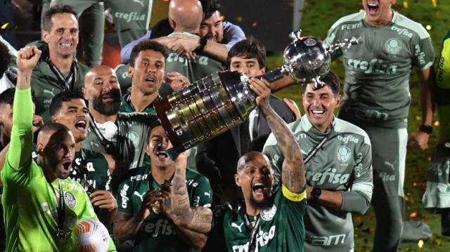 开云官网-38岁梅洛没人要？帕尔梅拉斯解约 巴西国际想签他