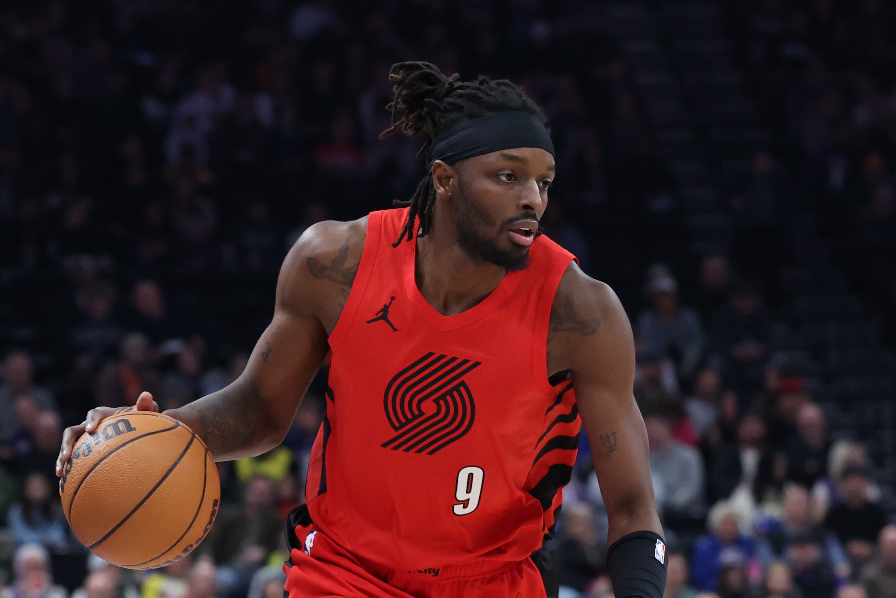 好球员！格兰特18中11&amp;三分8中3砍30分9板4助 拼下4前场板