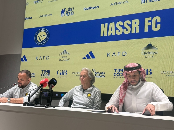 开云-胜利主帅确认：C罗已去马德里接受私人医生治疗 他的伤比预想严重