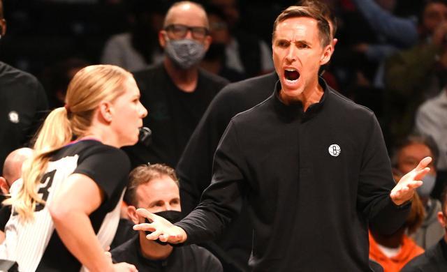 开云体育入口-为揭幕战做最终调试 看雄鹿领戒指将激发篮网？