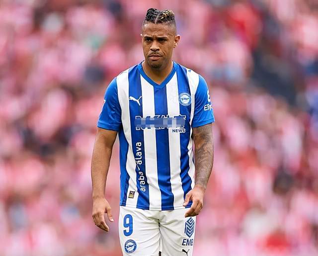 开云-身价仅80万！前皇马7号沉沦：西甲10场0球 球队濒临降级区